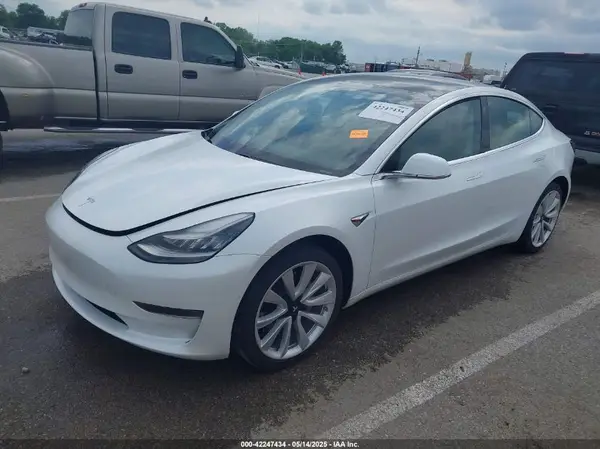 5YJ3E1EA9LF598682 2020 TESLA MODEL 3 - Image 2