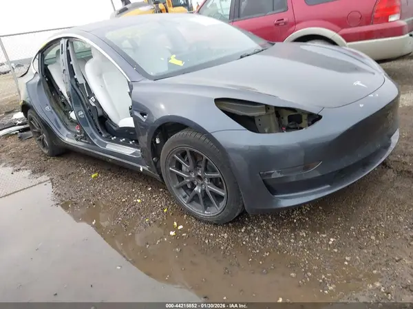 5YJ3E1EA9LF598858 2020 TESLA MODEL 3 - Image 1