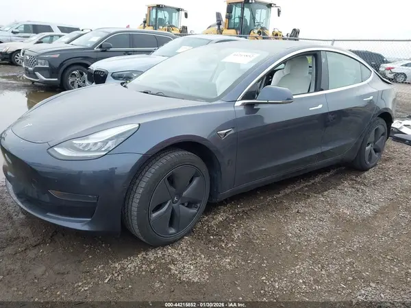 5YJ3E1EA9LF598858 2020 TESLA MODEL 3 - Image 2