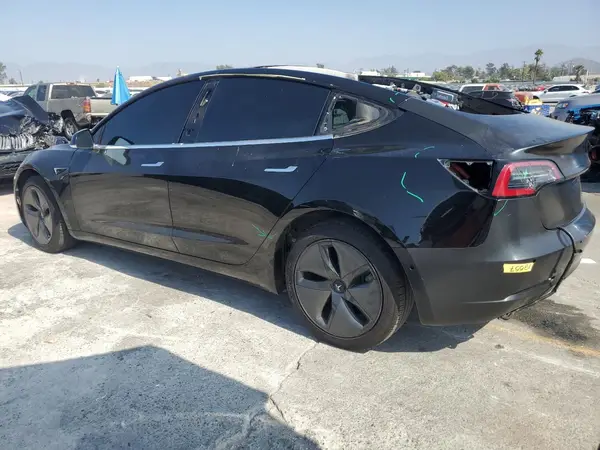 5YJ3E1EA9LF611186 2020 TESLA MODEL 3 - Image 2