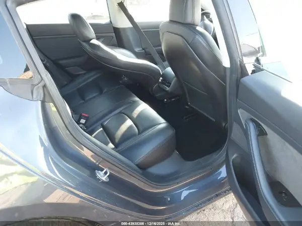 5YJ3E1EA9LF611446 2020 TESLA MODEL 3 - Image 8