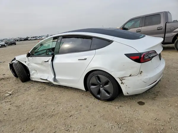 5YJ3E1EA9LF613391 2020 TESLA MODEL 3 - Image 2