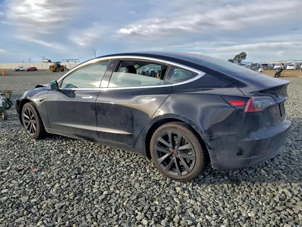 5YJ3E1EA9LF613553 2020 TESLA MODEL 3 - Image 2