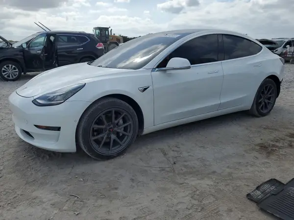 5YJ3E1EA9LF613746 2020 TESLA MODEL 3 - Image 1