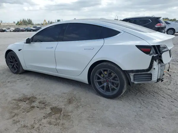 5YJ3E1EA9LF613746 2020 TESLA MODEL 3 - Image 2