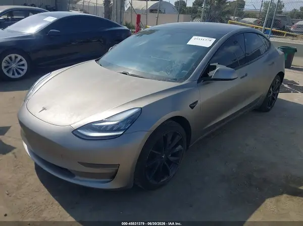 5YJ3E1EA9LF615643 2020 TESLA MODEL 3 - Image 2