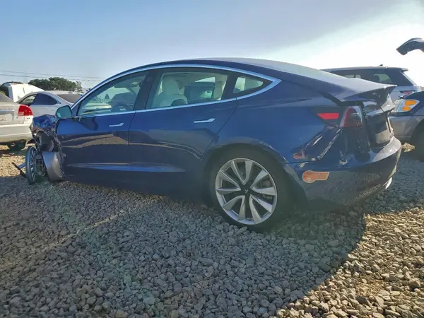 5YJ3E1EA9LF615853 2020 TESLA MODEL 3 - Image 2