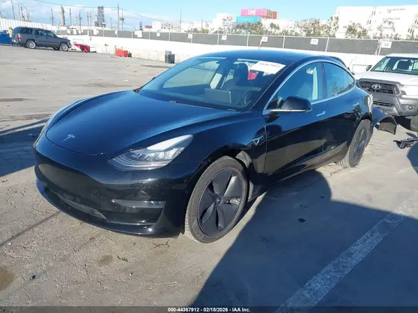 5YJ3E1EA9LF630188 2020 TESLA MODEL 3 - Image 2