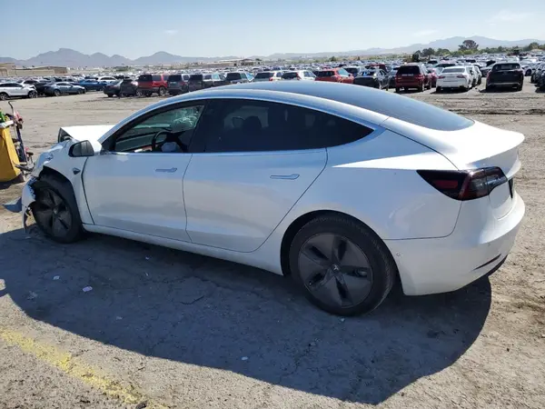 5YJ3E1EA9LF632121 2020 TESLA MODEL 3 - Image 2