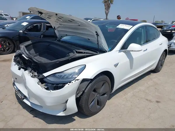 5YJ3E1EA9LF632488 2020 TESLA MODEL 3 - Image 2