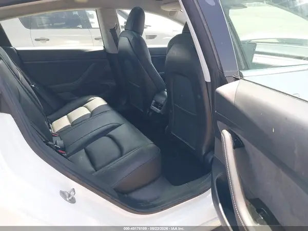 5YJ3E1EA9LF632488 2020 TESLA MODEL 3 - Image 8