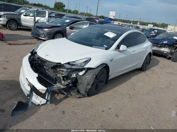 5YJ3E1EA9LF632734 2020 TESLA MODEL 3 - Image 2