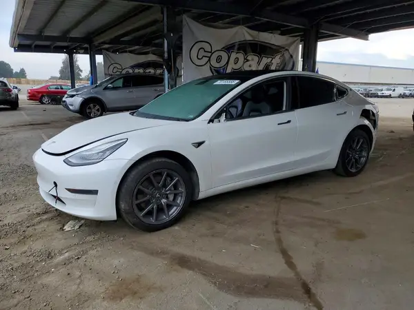 5YJ3E1EA9LF632779 2020 TESLA MODEL 3 - Image 1