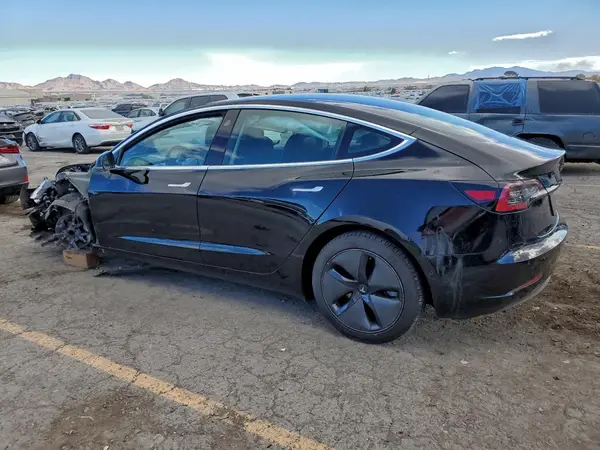 5YJ3E1EA9LF643720 2020 TESLA MODEL 3 - Image 2