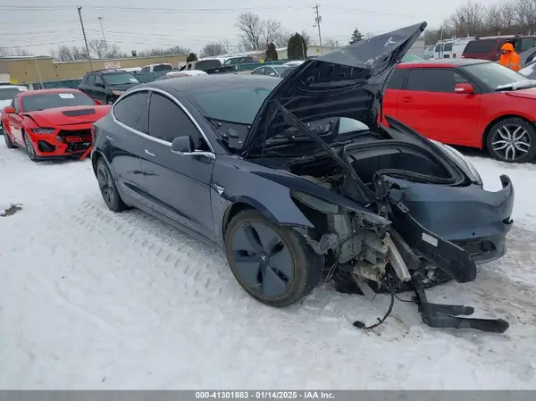 5YJ3E1EA9LF657858 2020 TESLA MODEL 3 - Image 1