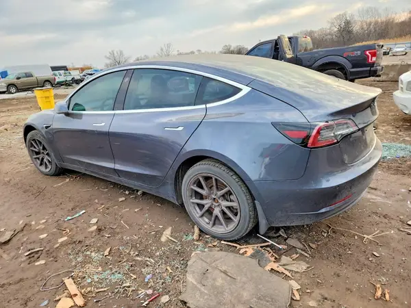 5YJ3E1EA9LF658041 2020 TESLA MODEL 3 - Image 2