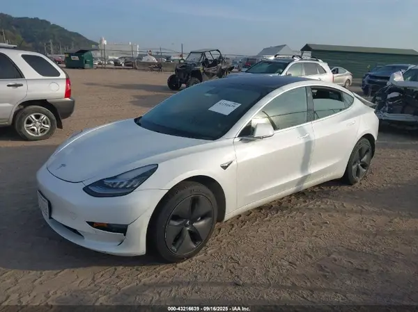 5YJ3E1EA9LF659822 2020 TESLA MODEL 3 - Image 2