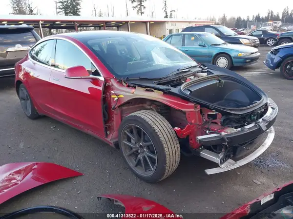 5YJ3E1EA9LF705682 2020 TESLA MODEL 3 - Image 1