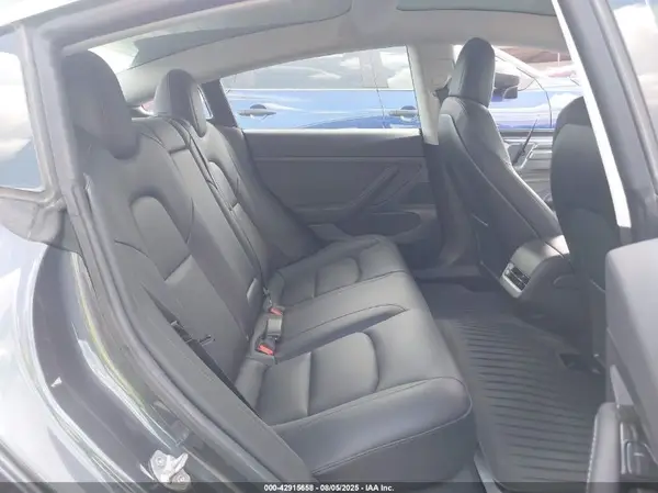 5YJ3E1EA9LF739265 2020 TESLA MODEL 3 - Image 8