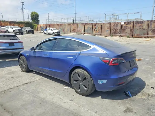 5YJ3E1EA9LF743669 2020 TESLA MODEL 3 - Image 2