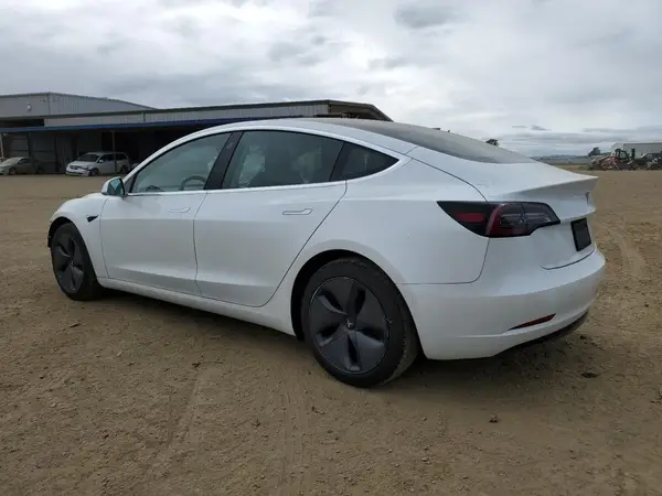 5YJ3E1EA9LF745101 2020 TESLA MODEL 3 - Image 2