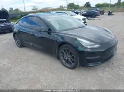 5YJ3E1EA9LF786652 2020 TESLA MODEL 3