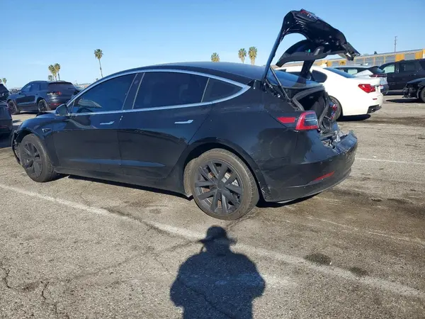 5YJ3E1EA9LF798820 2020 TESLA MODEL 3 - Image 2