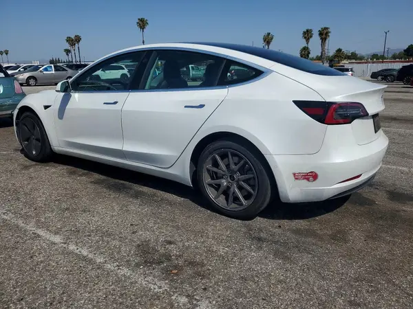 5YJ3E1EA9LF799580 2020 TESLA MODEL 3 - Image 2