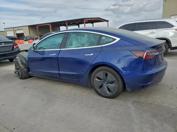 5YJ3E1EA9LF802526 2020 TESLA MODEL 3 - Image 2