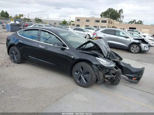 5YJ3E1EA9LF808777 2020 TESLA MODEL 3 - Image 1