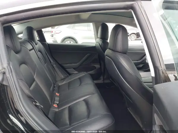 5YJ3E1EA9LF808777 2020 TESLA MODEL 3 - Image 8