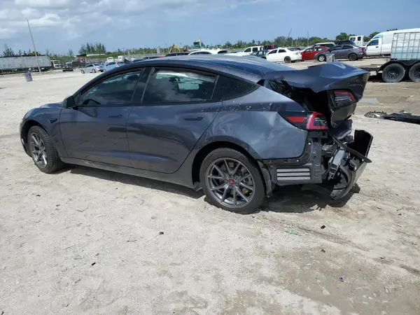 5YJ3E1EA9MF017649 2021 TESLA MODEL 3 - Image 2
