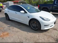 5YJ3E1EA9MF027985 2021 TESLA MODEL 3