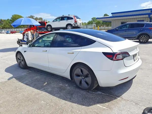 5YJ3E1EA9MF029719 2021 TESLA MODEL 3 - Image 2