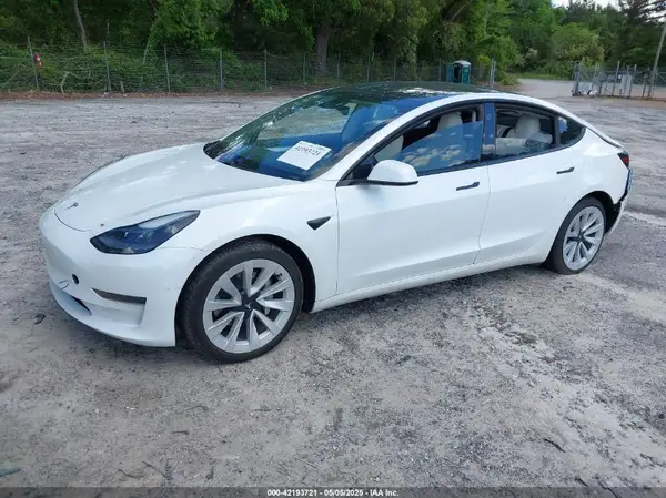 5YJ3E1EA9MF060081 2021 TESLA MODEL 3 - Image 2