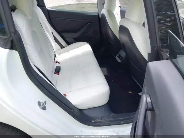 5YJ3E1EA9MF060081 2021 TESLA MODEL 3 - Image 8