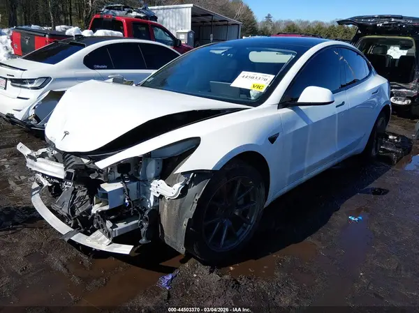 5YJ3E1EA9MF061375 2021 TESLA MODEL 3 - Image 2