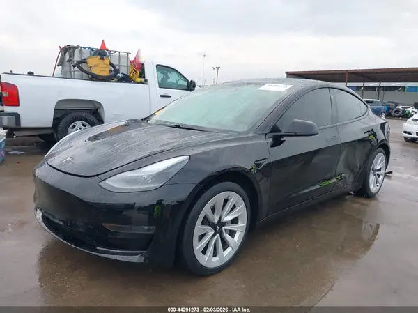 5YJ3E1EA9MF063773 2021 TESLA MODEL 3 - Image 2
