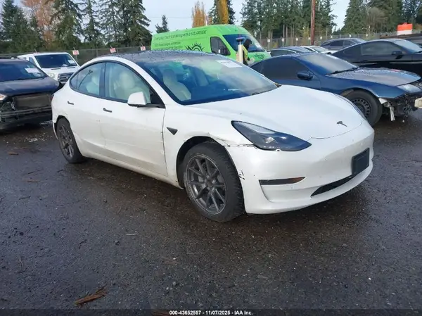 5YJ3E1EA9MF064583 2021 TESLA MODEL 3 - Image 1