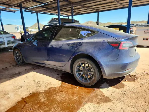 5YJ3E1EA9MF075325 2021 TESLA MODEL 3 - Image 2