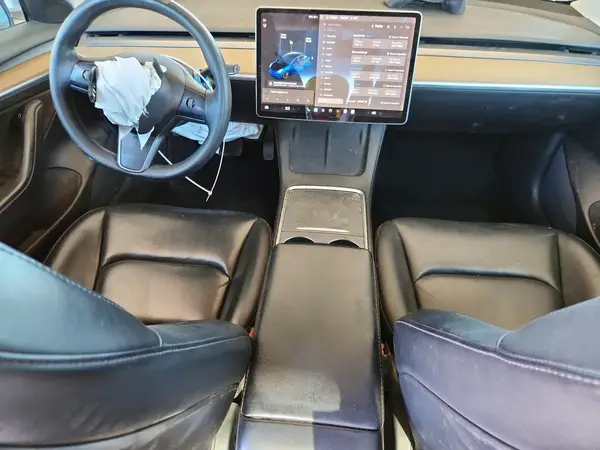 5YJ3E1EA9MF075325 2021 TESLA MODEL 3 - Image 8