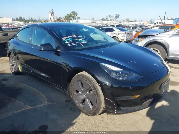 5YJ3E1EA9MF077673 2021 TESLA MODEL 3 - Image 1