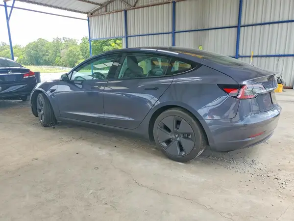 5YJ3E1EA9MF084817 2021 TESLA MODEL 3 - Image 2