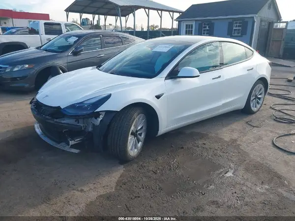 5YJ3E1EA9MF084963 2021 TESLA MODEL 3 - Image 2