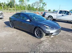 5YJ3E1EA9MF086017 2021 TESLA MODEL 3