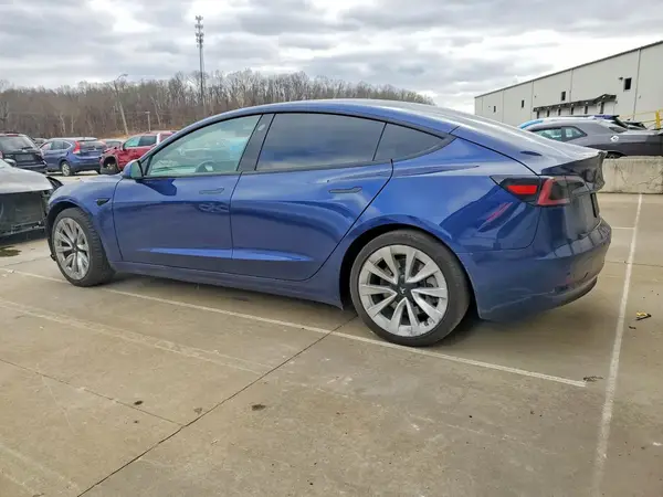 5YJ3E1EA9MF086714 2021 TESLA MODEL 3 - Image 2