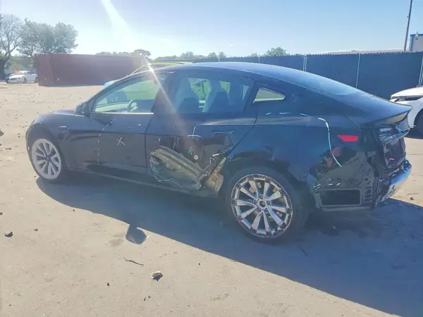 5YJ3E1EA9MF087412 2021 TESLA MODEL 3 - Image 2