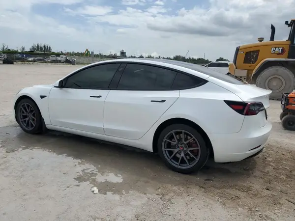 5YJ3E1EA9MF091525 2021 TESLA MODEL 3 - Image 2