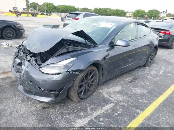 5YJ3E1EA9MF092030 2021 TESLA MODEL 3 - Image 2