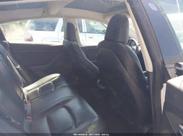 5YJ3E1EA9MF092271 2021 TESLA MODEL 3 - Image 8